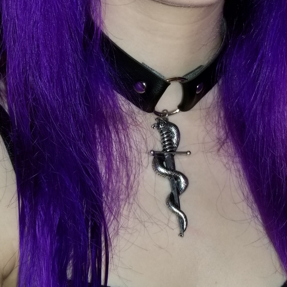 Dolls Kill backstabber choker - Picture 5 of 5